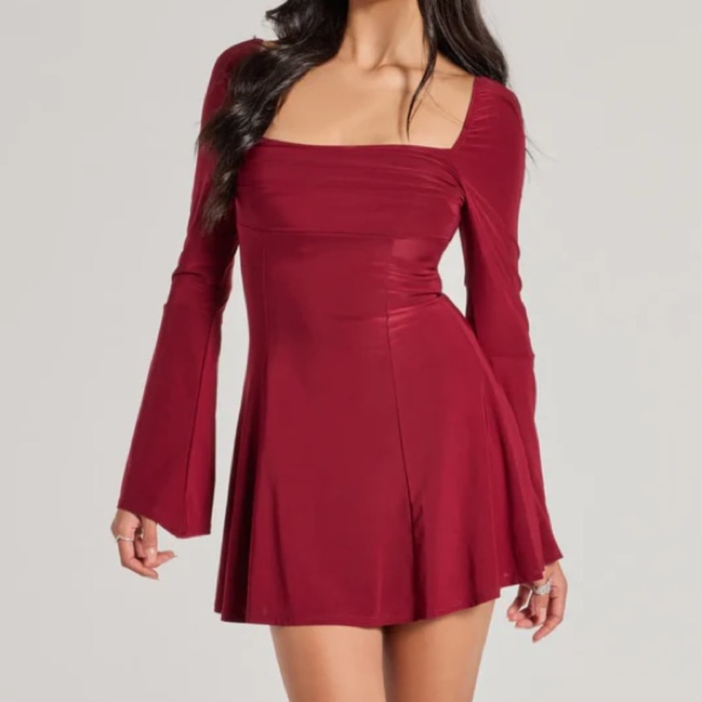 Windsor Bell sleeve Mini Dress Medium